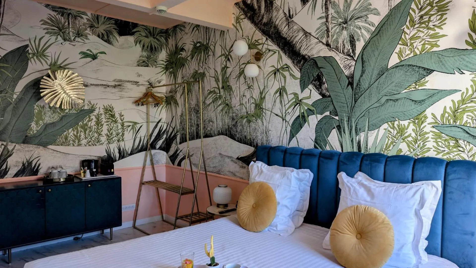 Hotel Mademoiselle Juan-les-Pins