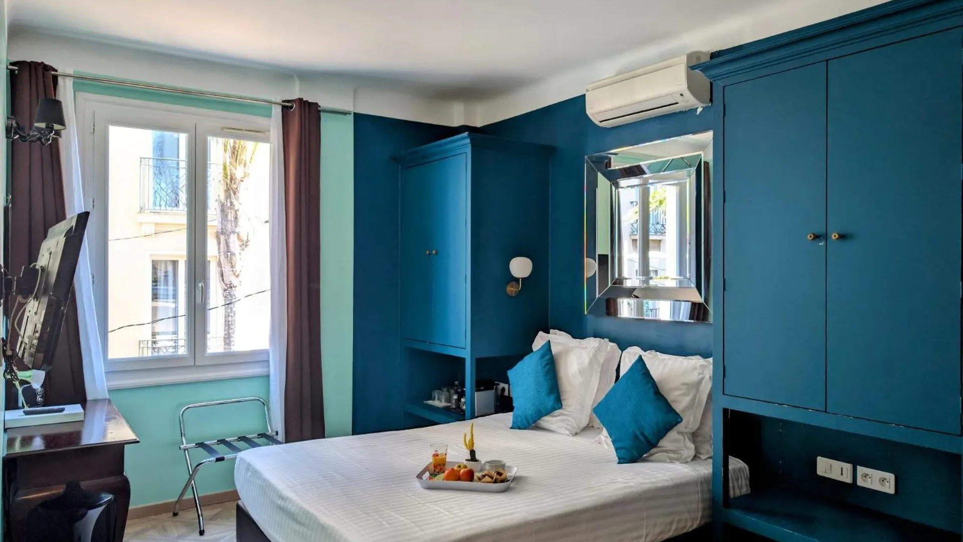 Hotel Mademoiselle Juan-les-Pins