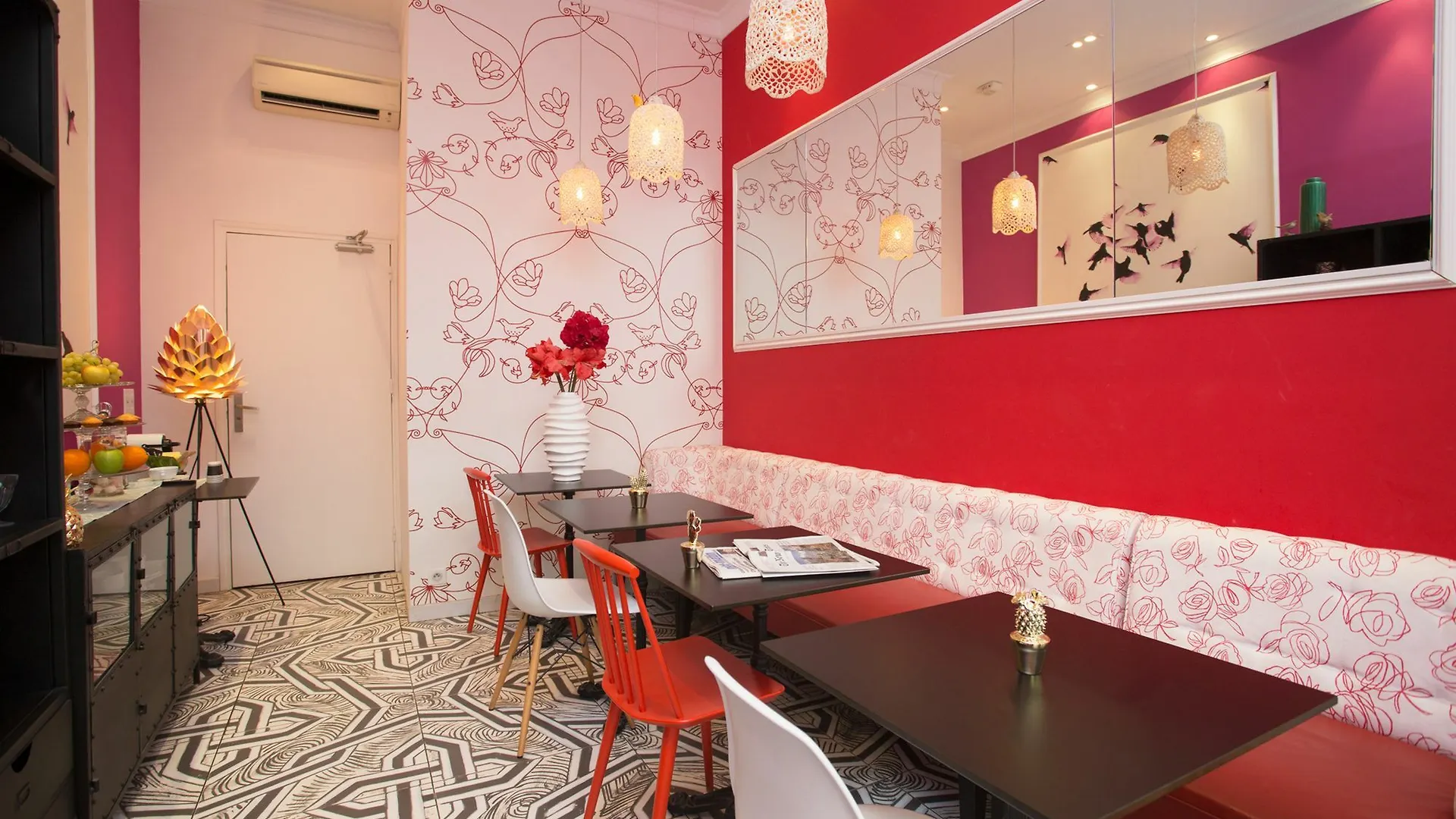 Hotel Mademoiselle Juan-les-Pins 4*,  France