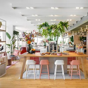 Aparthotel Zoku ****