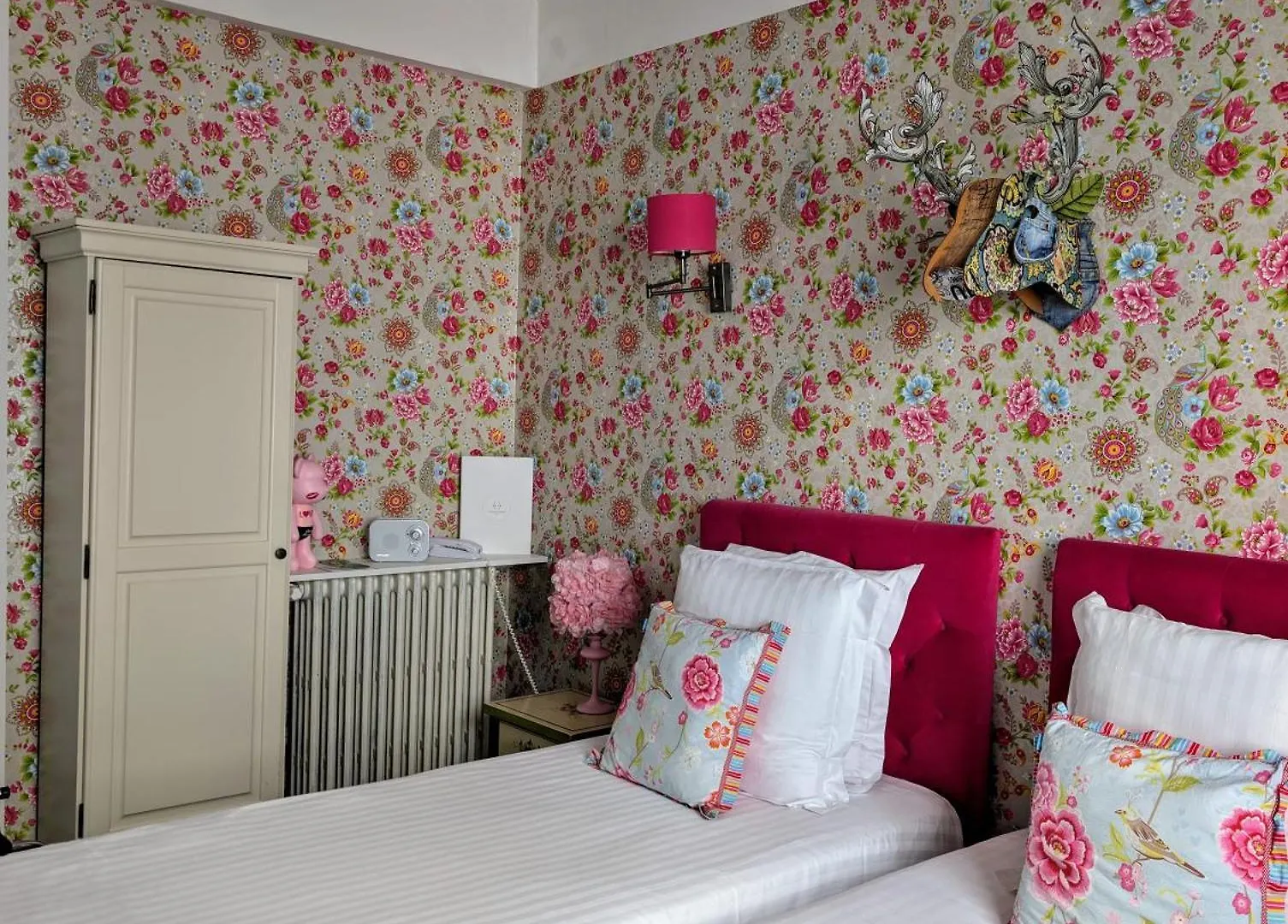 Hotel Mademoiselle Juan-les-Pins 4*,